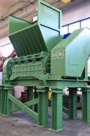 Single shaft shredder MR for electric wires recycling 2