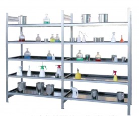 Racks with shelves, with PE traps for pouring