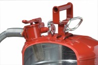 9, 5 L Type II flammable liquid container with 16 mm discharge hose 4