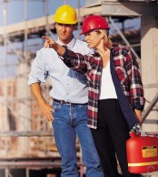 19 L safe red polyethylene container, stainless steel fittings 2