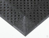 Kilimėlis darbo zonoms su alyvos prasiliejimais CUSHION LOK HEAVY DUTY GRIP STEP M