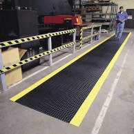 737 Diamond Plate Runner takeliai sandėliams-panaudojimas