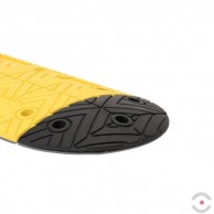 Juodas, kraštinis, pusapvalus greičio kalnelio elementas 400x202 mm-2