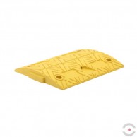 Geltonas, vidurinis, tiesus greičio kalnelio elementas 400x500 mm, su montavimo įiškilimu-1