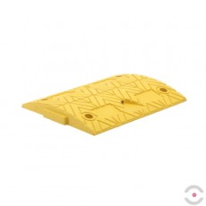 Geltonas, vidurinis, tiesus greičio kalnelio elementas 400x500x50 mm, su montavimo įiškilimu ir įdubimu