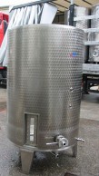 Insulated stainless steel tanks 1